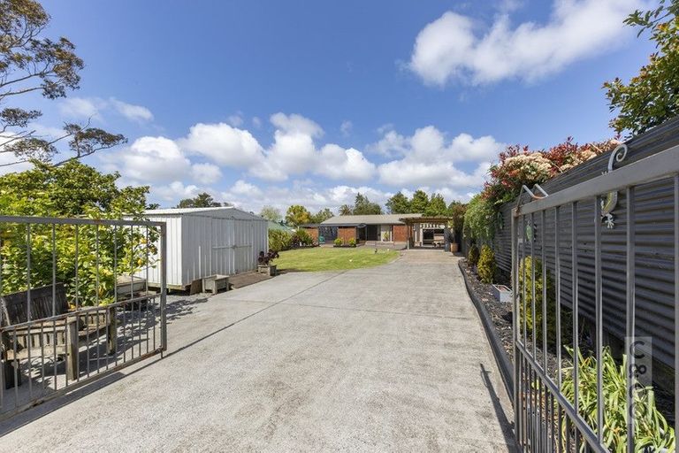 Photo of property in 24 Maude Street, Riverhead, 0820