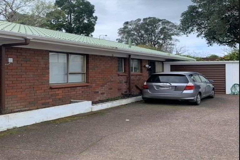 Photo of property in 3/7 Gerald Stokes Avenue, Helensville, 0800