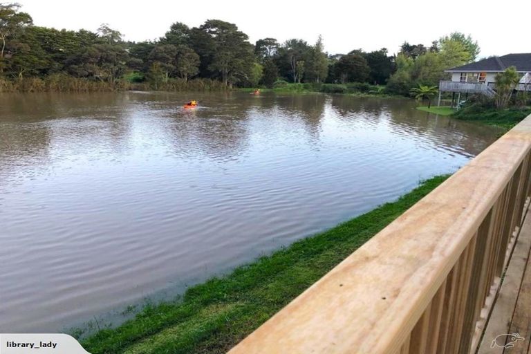 Photo of property in 14 Rheingold Place, Huapai, Kumeu, 0810