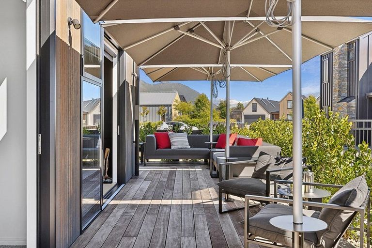 Photo of property in 21a Deans Drive, Wanaka, 9305