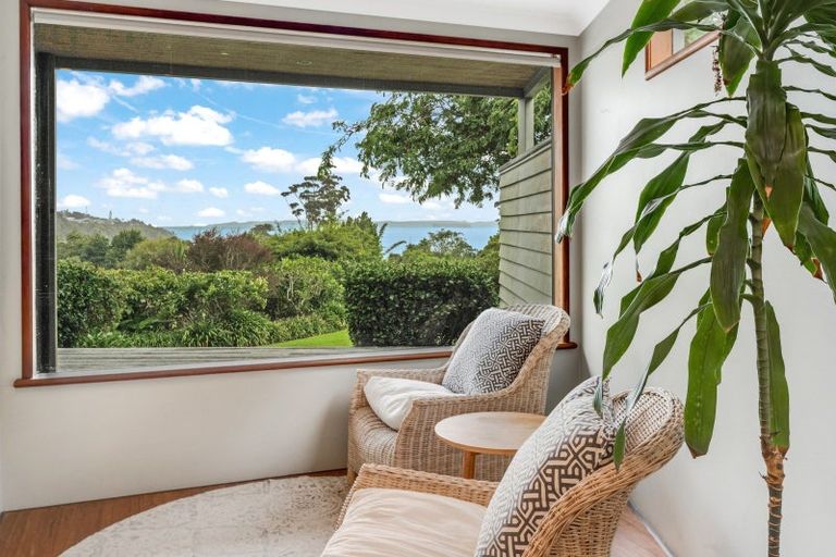 Photo of property in 247 Broomfields Road, Whitford, Howick, 2571