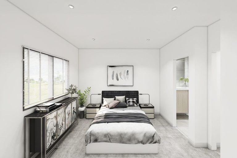 Photo of property in 35 Glenbervie Crescent, Massey, Auckland, 0614