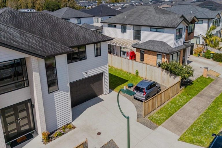 Photo of property in 48 Castlebane Drive, Flat Bush, Auckland, 2019
