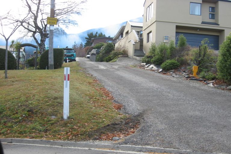 Photo of property in 47 Kent Street, Queenstown, 9300