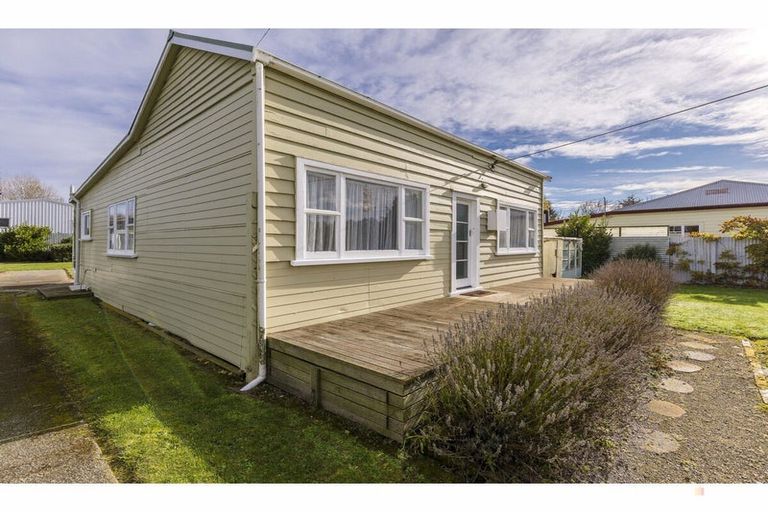 Photo of property in 9 Waimate Highway, Makikihi, Waimate, 7978