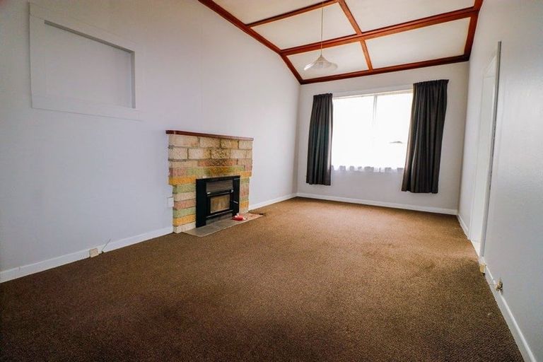 Photo of property in 8 Manuka Street, Castlecliff, Whanganui, 4501