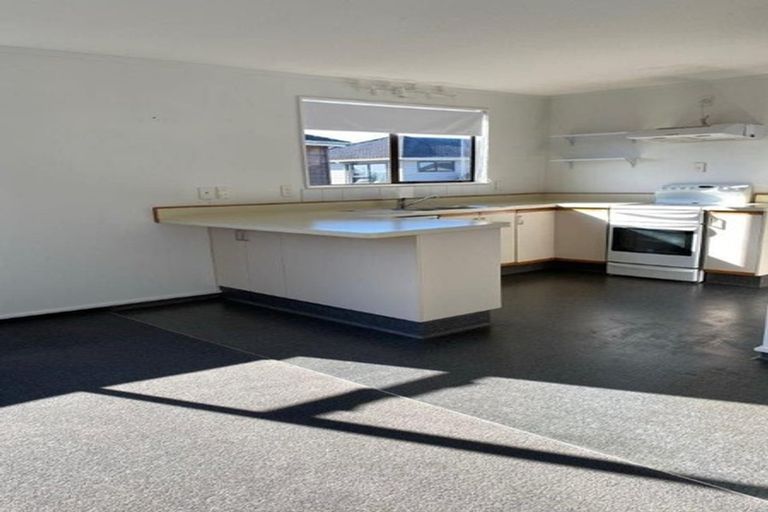 Photo of property in 12a Shastri Terrace, Khandallah, Wellington, 6035