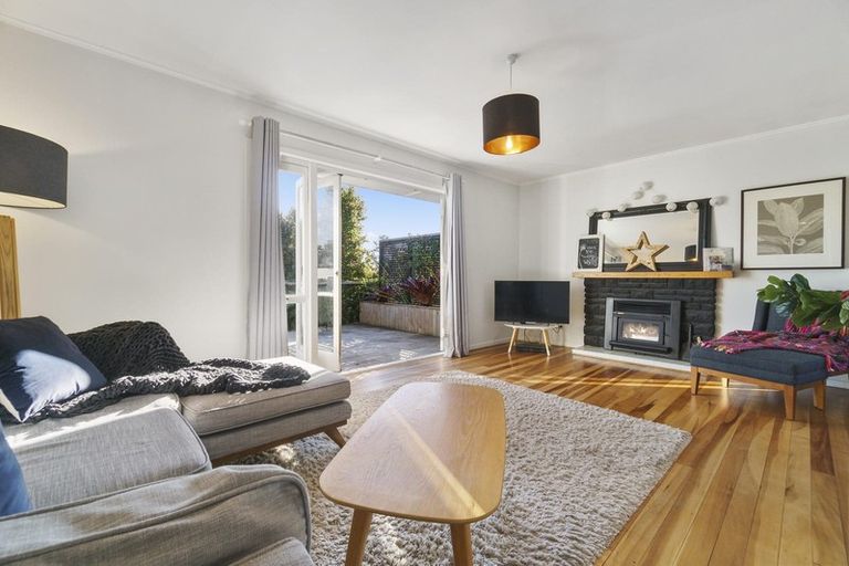 Photo of property in 69 Kervil Avenue, Te Atatu Peninsula, Auckland, 0610