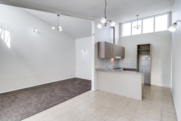 Photo of property in 38-50 Barton Avenue, Marewa, Napier, 4110