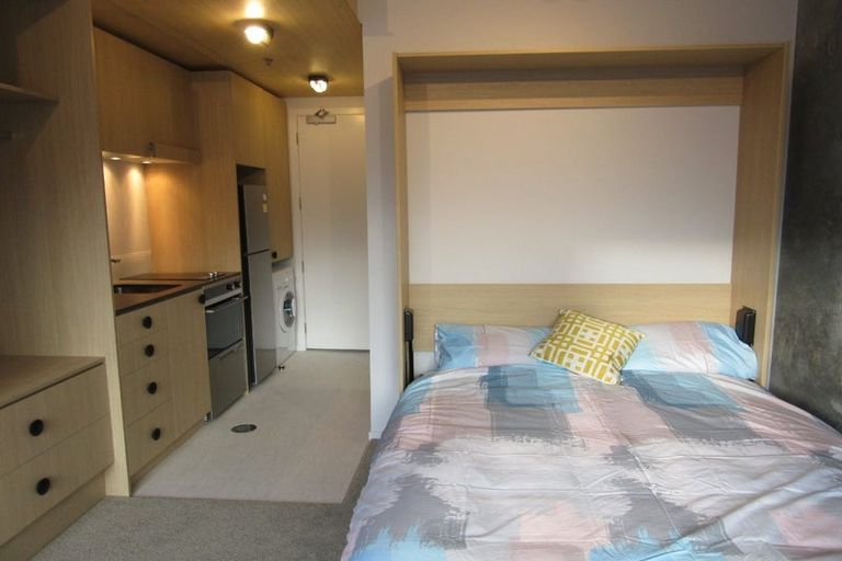 Photo of property in Vedado Apartments, 303/41u Hopper Street, Mount Cook, Wellington, 6011