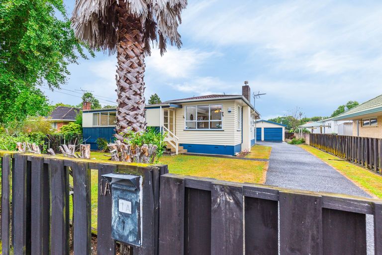 Photo of property in 1a Laurie Avenue, Papakura, 2110