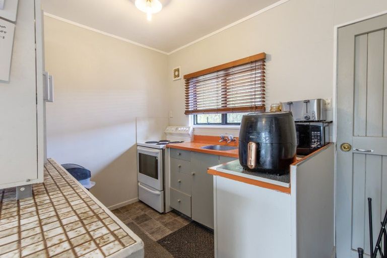 Photo of property in 70 Bibby Street, Waipawa, 4210