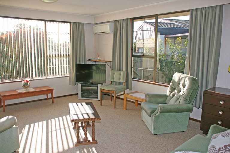 Photo of property in 85a High Street, Mosgiel, 9024