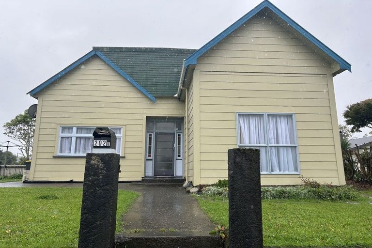 Photo of property in 202 Hampden Street, Hokitika, 7810