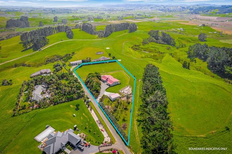 Photo of property in 135c Hutchinson Road, Helensville, 0875