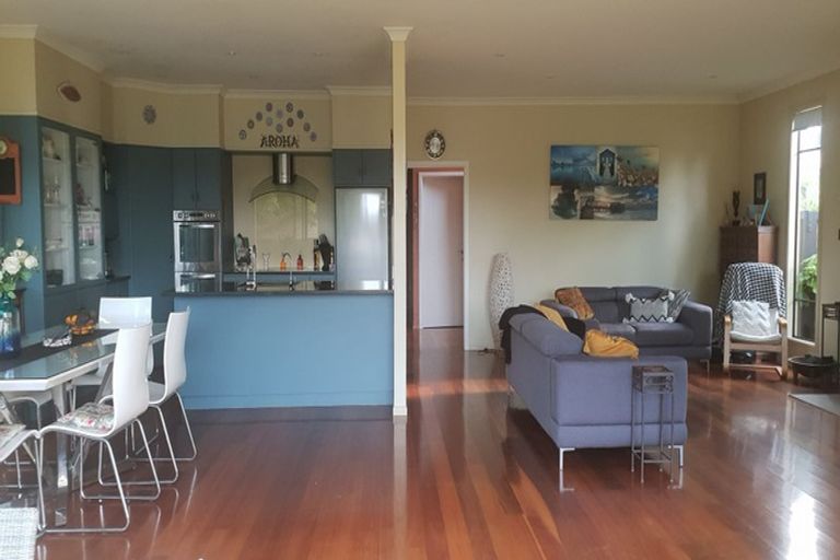 Photo of property in 10 Rays Way, Tuakau, 2121