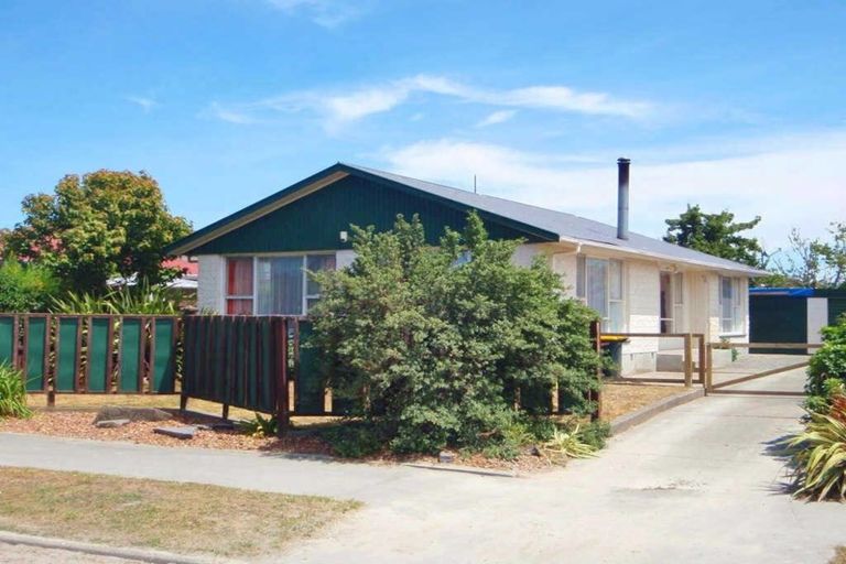 Photo of property in 19 Lamorna Road, Parklands, Christchurch, 8083