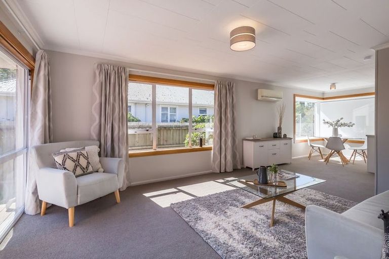 Photo of property in 304 Withells Road, Avonhead, Christchurch, 8042