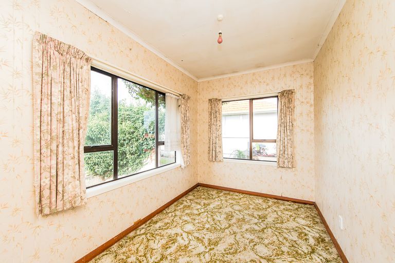 Photo of property in 93 Puriri Street, Hawera, 4610