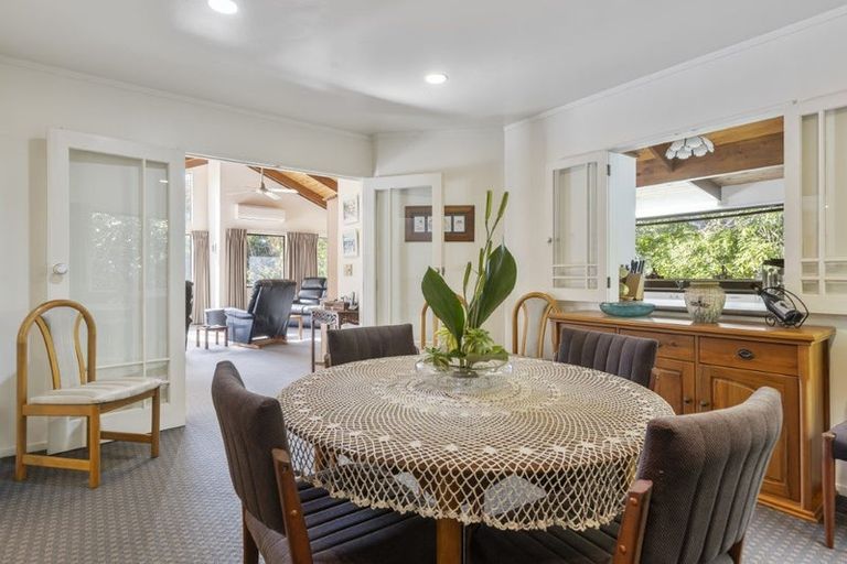 Photo of property in 60 Veale Road, Ridgewood, New Plymouth, 4371