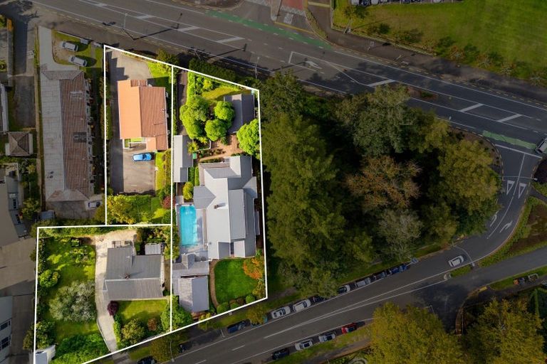 Photo of property in 23 Ruakiwi Road, Hamilton Lake, Hamilton, 3204