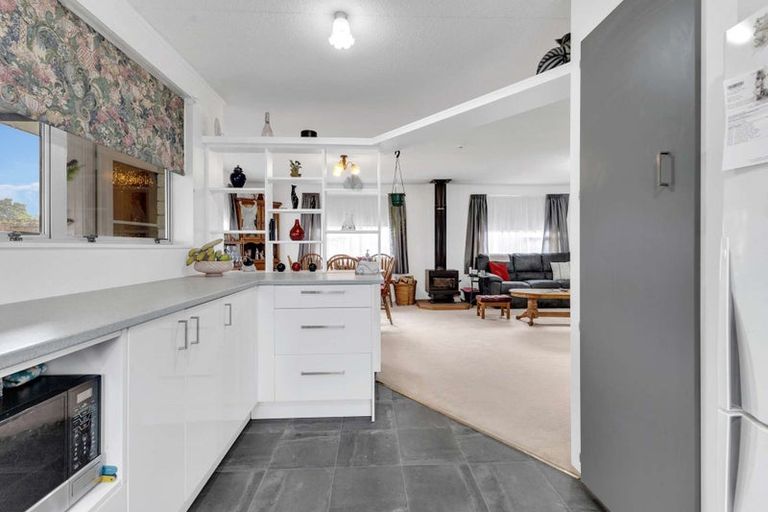 Photo of property in 84 Broadway, Stratford, 4332