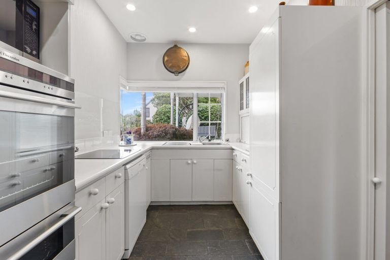 Photo of property in 2/27 Lookaway Place, Huntsbury, Christchurch, 8022