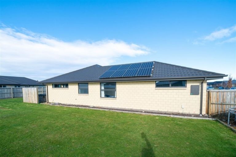 Photo of property in 32 Navy Loop, Rolleston, 7614