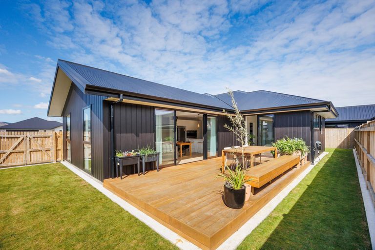 Photo of property in 85 Freedom Drive, Kelvin Grove, Palmerston North, 4470