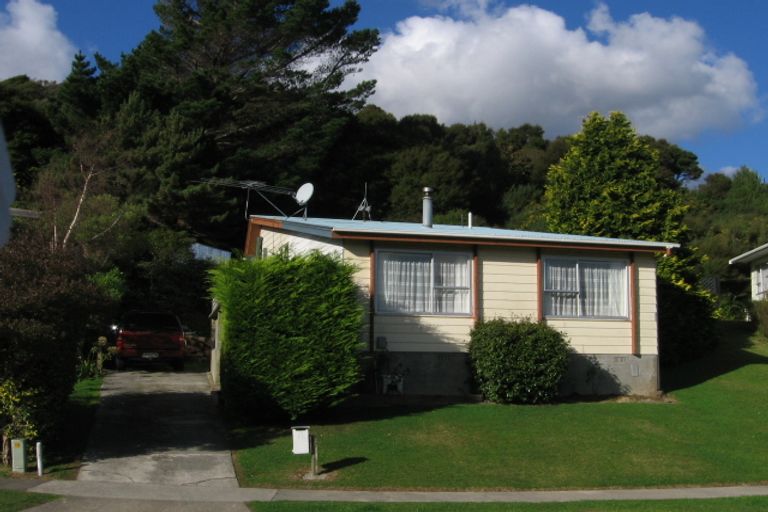 Photo of property in 24 Mataura Grove, Wainuiomata, Lower Hutt, 5014