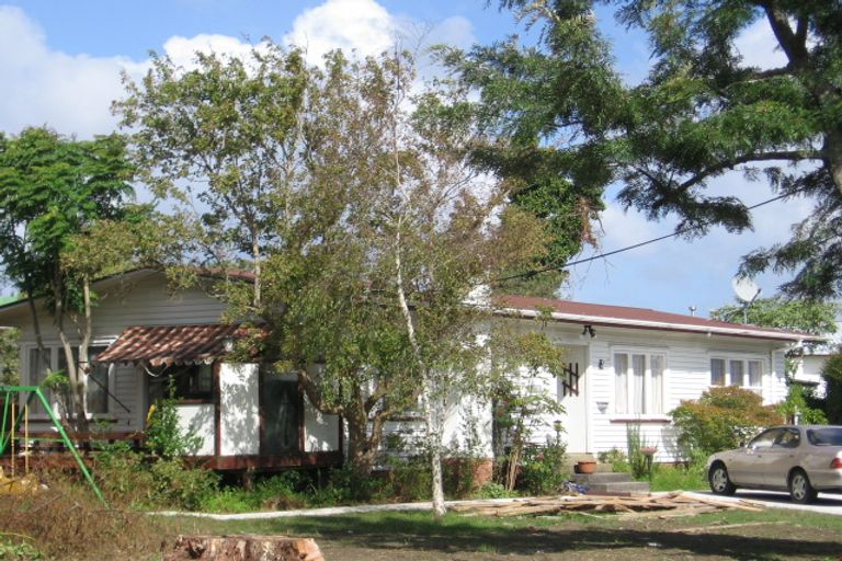 Photo of property in 6 Fairdene Avenue, Henderson, Auckland, 0610