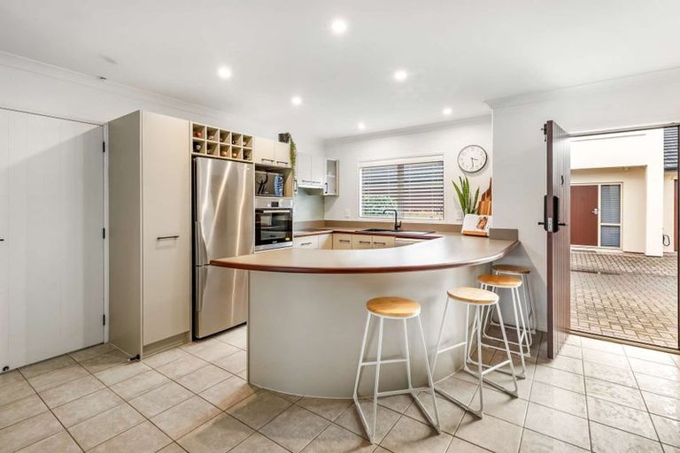 Photo of property in 5/1328 Pukuatua Street, Rotorua, 3010