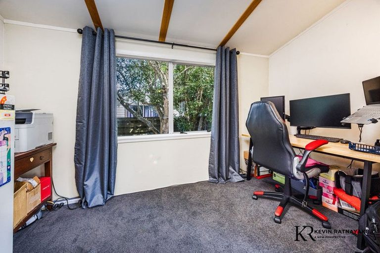 Photo of property in 2/100 Beach Road, Pahurehure, Papakura, 2113