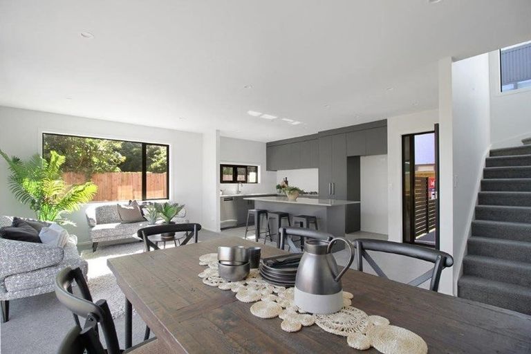 Photo of property in 15u4 Glen Lynne Avenue, Queenwood, Hamilton, 3210
