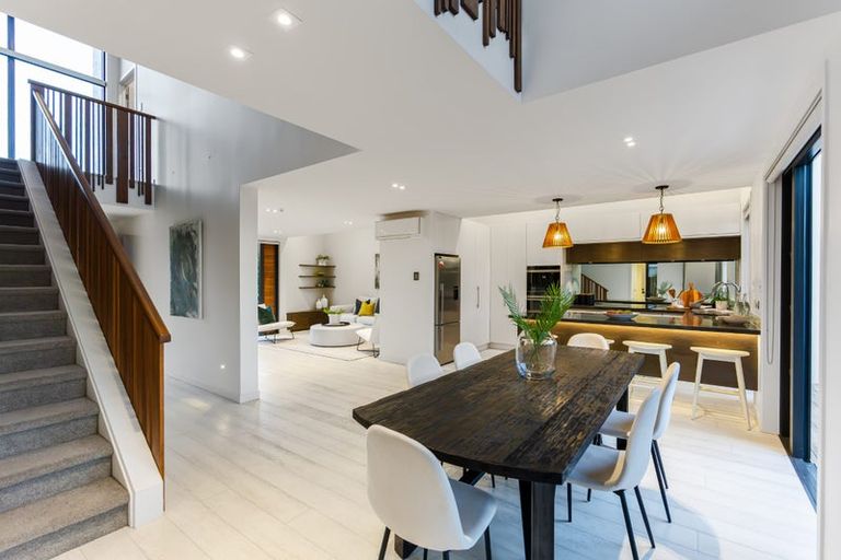 Photo of property in 11 Tuatini Place, Long Bay, Auckland, 0630