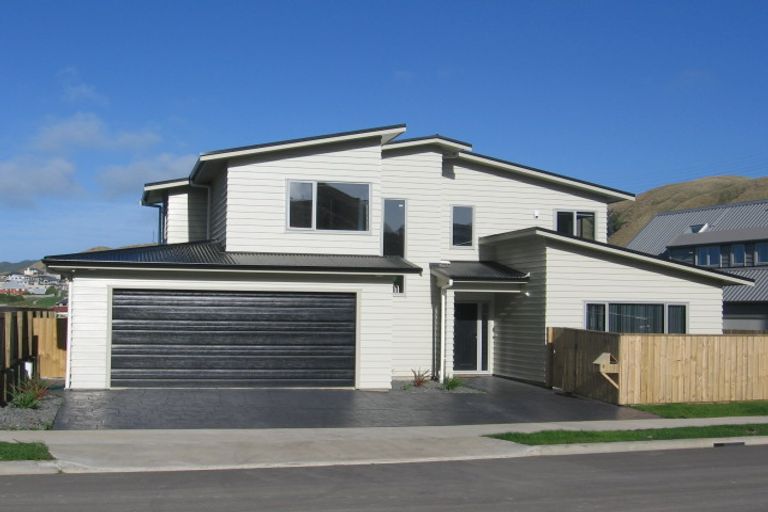 Photo of property in 6 Mauldeth Terrace, Churton Park, Wellington, 6037