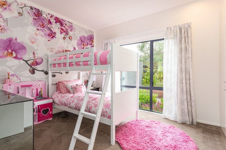 Photo of property in 8 Carnaby Close, St Albans, Christchurch, 8052