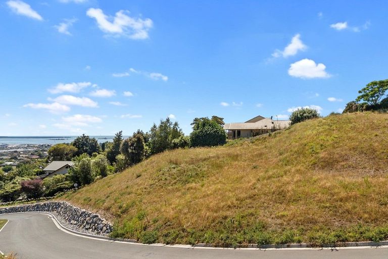 Photo of property in 17 Resolution Place, Richmond, 7020