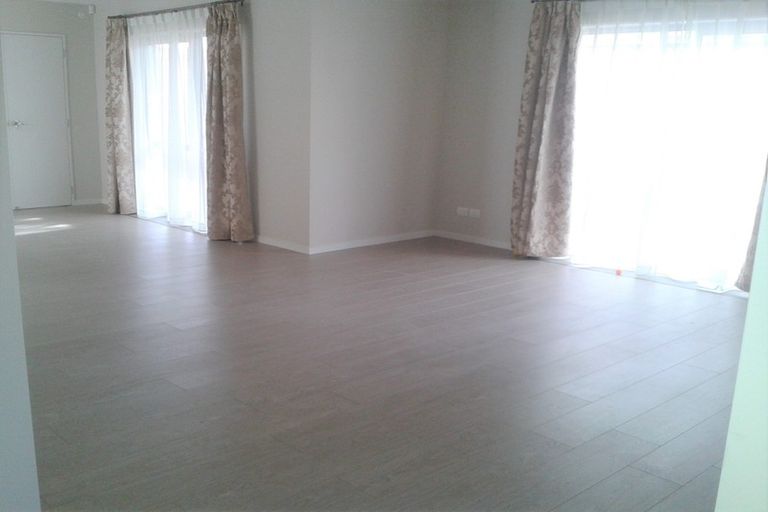 Photo of property in 17a Richard Avenue, Bucklands Beach, Auckland, 2014