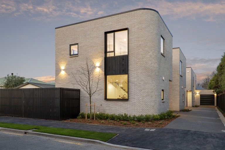 Photo of property in 1/18 Cornwall Street, St Albans, Christchurch, 8014