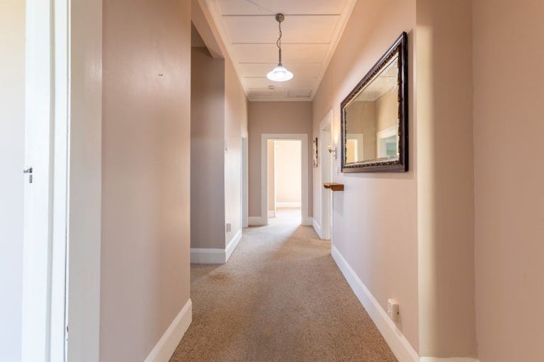 Photo of property in 27 Burns Street, Dannevirke, 4930
