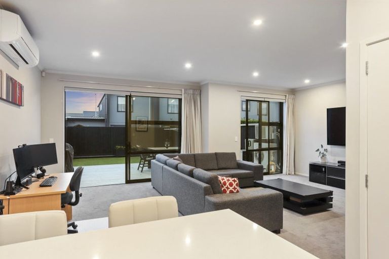 Photo of property in 20 Grey Warbler Road, Hobsonville, Auckland, 0616