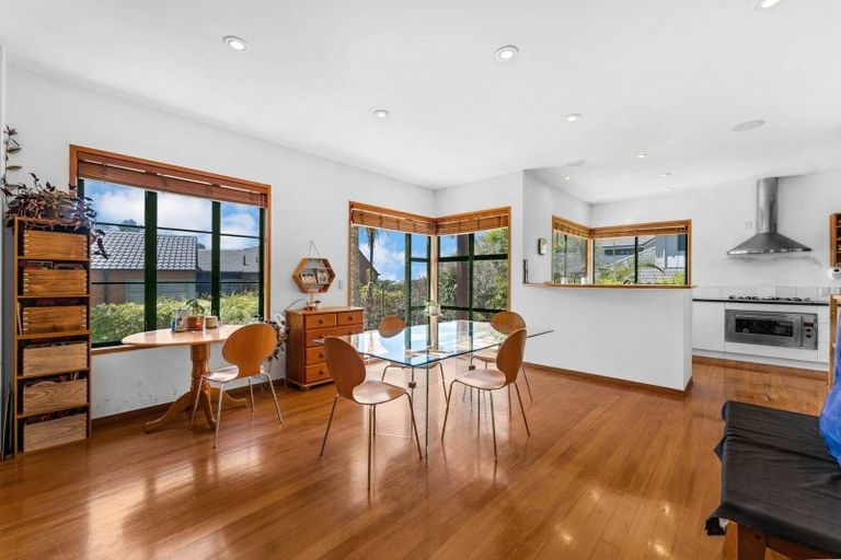 Photo of property in 44 Penguin Drive, Murrays Bay, Auckland, 0630