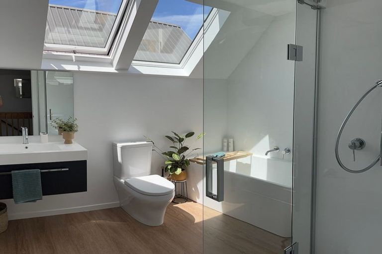 Photo of property in 2/61 Saint Albans Street, St Albans, Christchurch, 8014