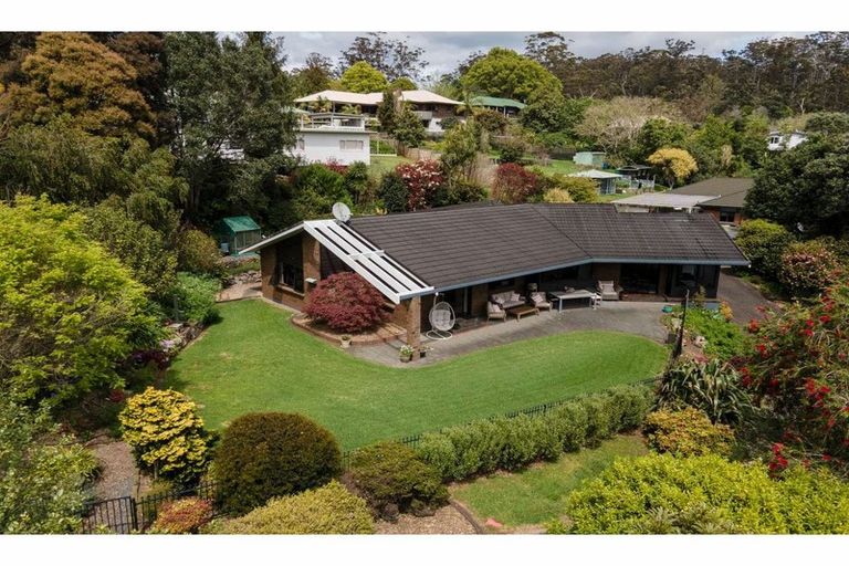 Photo of property in 3 Peacock Garden Drive, Kerikeri, 0230