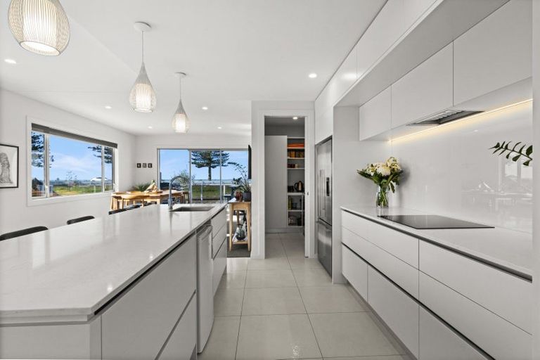 Photo of property in 136b Te Awa Avenue, Te Awa, Napier, 4110