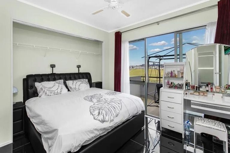 Photo of property in 7/150 Chapel Road, Flat Bush, Auckland, 2019