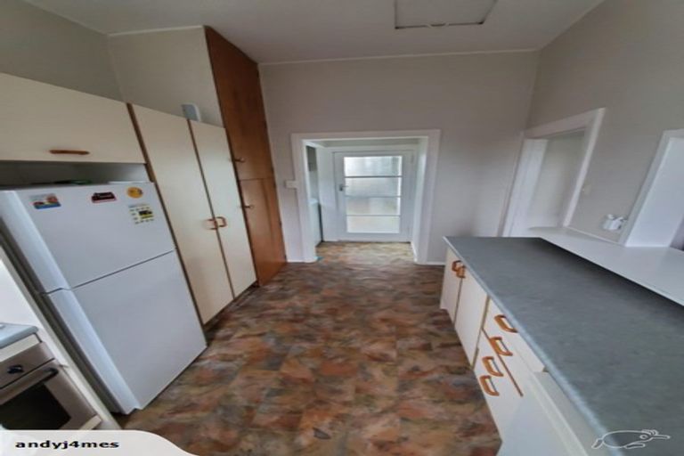 Photo of property in 56 Freyberg Street, Lyall Bay, Wellington, 6022