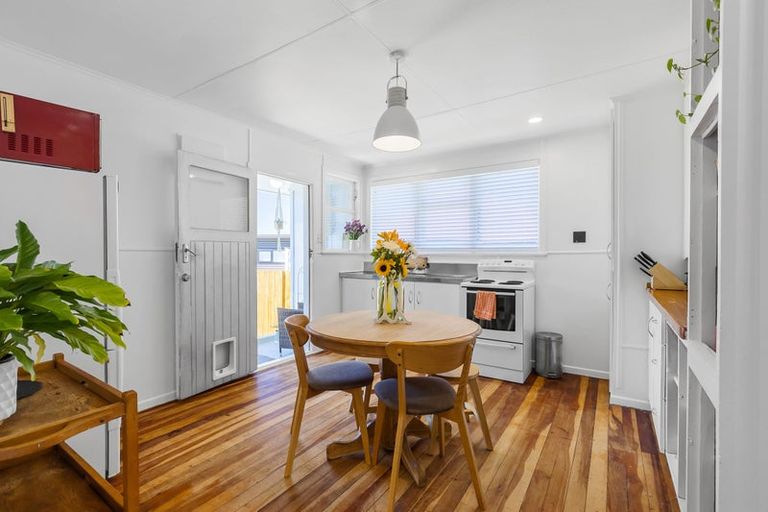 Photo of property in 28 Rata Street, Wairakei, Taupo, 3332