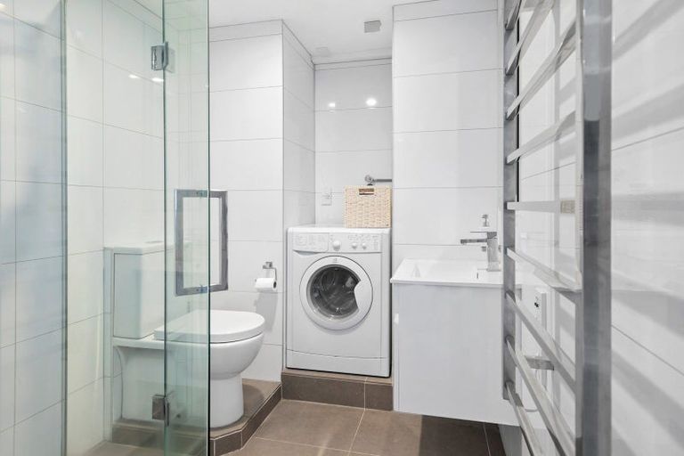Photo of property in St Pauls Apartments, 70/43u Mulgrave Street, Thorndon, Wellington, 6011